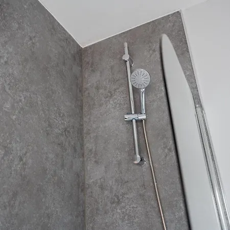 Humber House By Horizon *