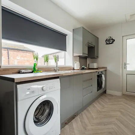 Humber House By Horizon * Thornaby on Tees