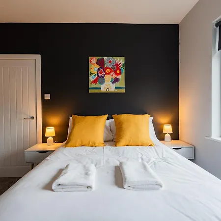 Humber House By Horizon *